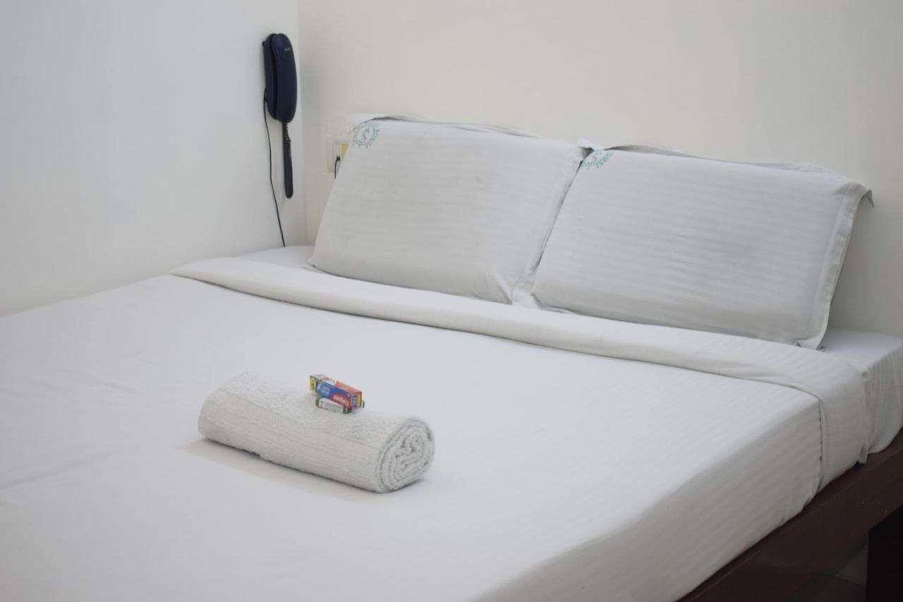 Sakthi Guest House Пондичери Екстериор снимка
