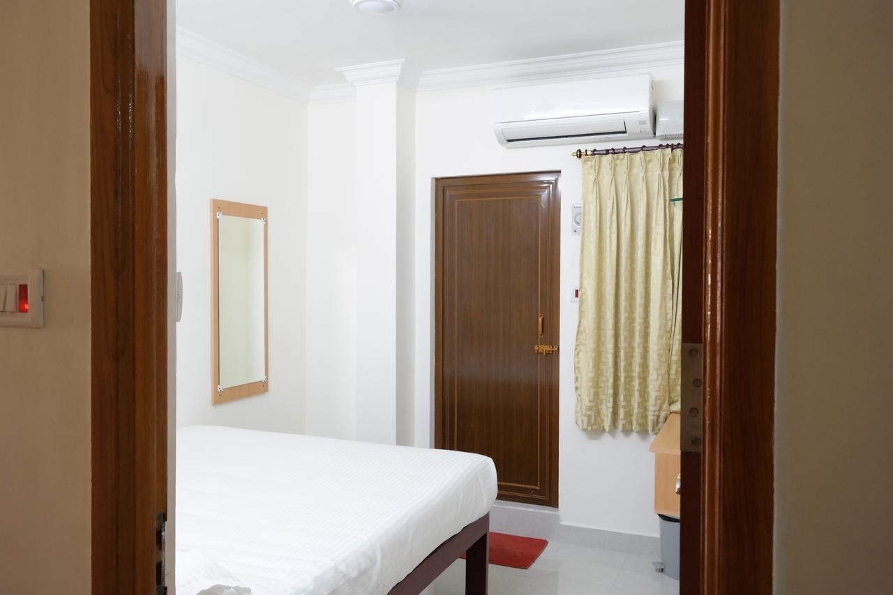 Sakthi Guest House Пондичери Екстериор снимка