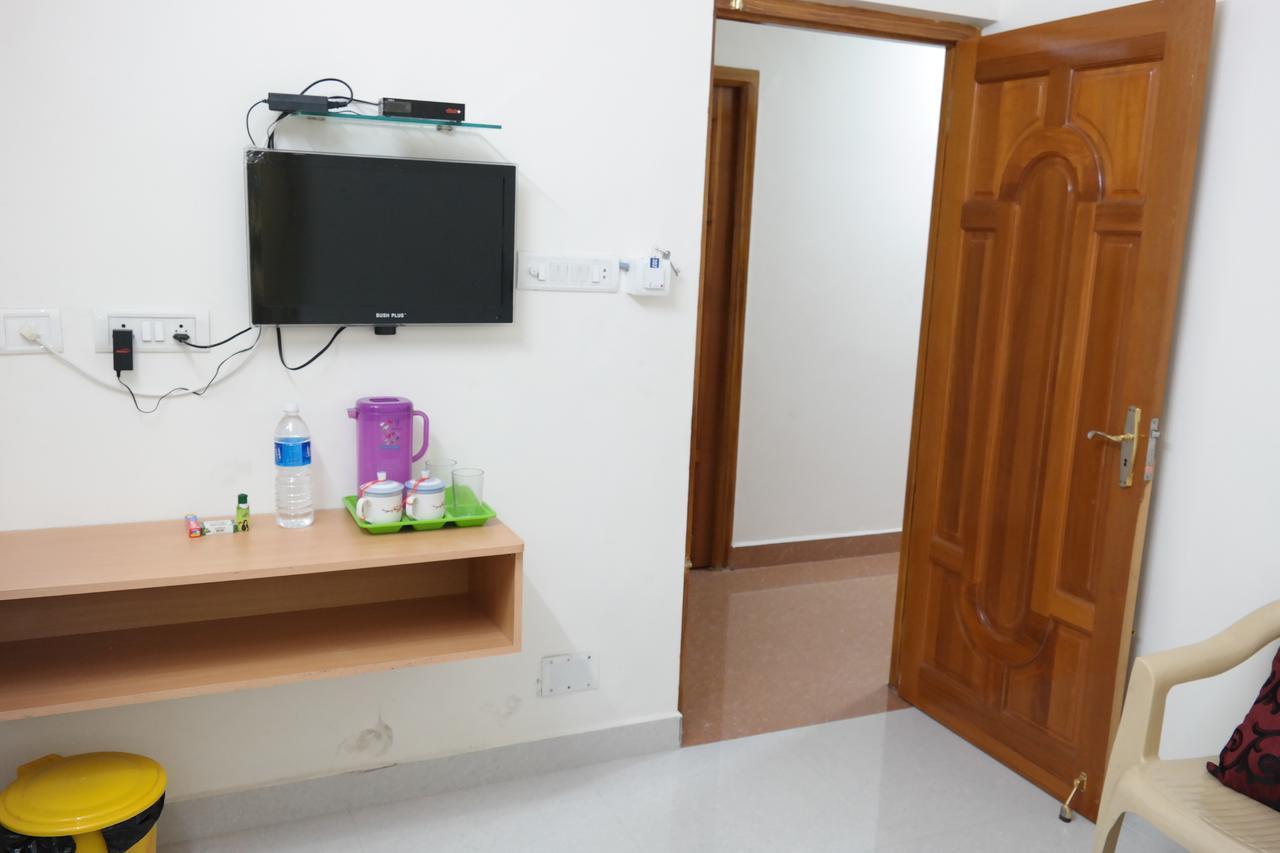 Sakthi Guest House Пондичери Екстериор снимка